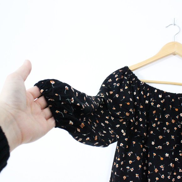 *Blue Blush Black Floral Ruffle Off The Shoulder Blouse, Small - Picture 5 of 5